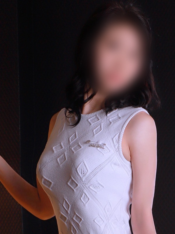 松島(まつしま)（37歳）のプロフィール写真｜東京セレブな美人妻