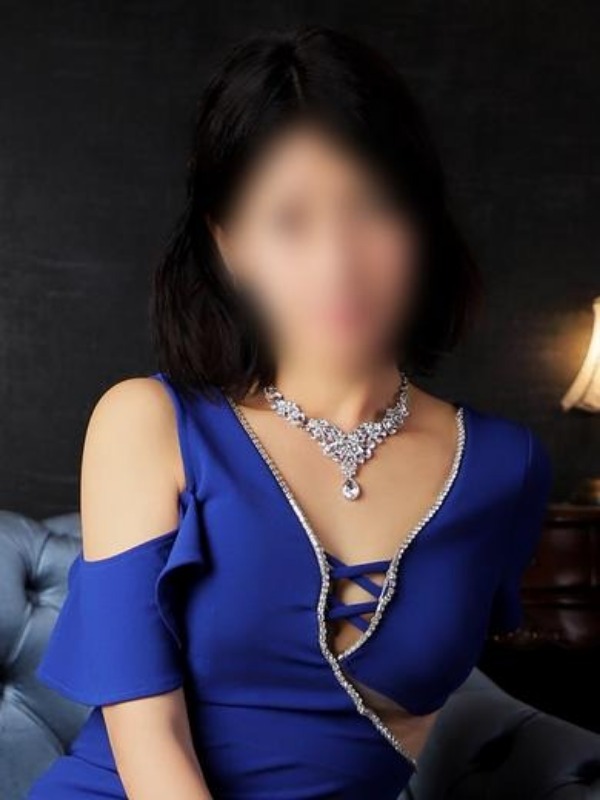 沙月(さつき)（40歳）のプロフィール写真｜東京セレブな美人妻