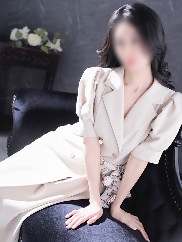 間宮(まみや)(33歳)の写真7枚目|東京セレブな美人妻