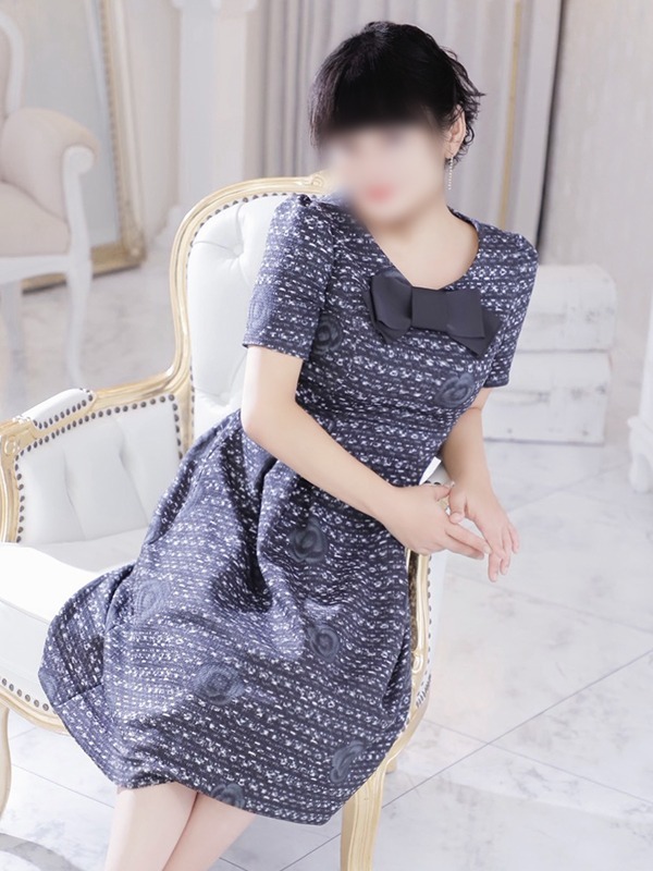 花城(はなしろ)(45歳)の写真2枚目|東京セレブな美人妻
